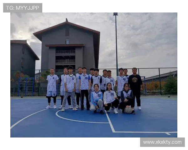 星空足球俱乐部的特色文化建设与团队凝聚力提升策略